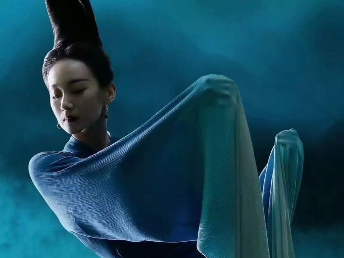 Chinese Contemporary solo in costume
