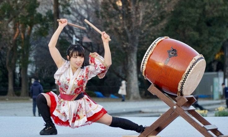 Female Taiko Drumming